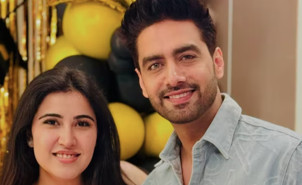 बेस्ट ऑफ लक निक्की की शीना बजाज अपने पति रोहित पुरोहित के साथ पहले बच्चे की उम्मीद कर रही हैं| शीना बजाज