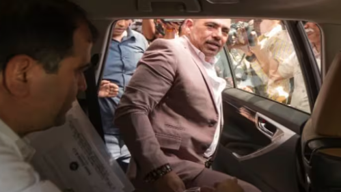 हरियाणा भूमि सौदे मामले में जांच एजेंसी ने रॉबर्ट वाड्रा का 6 घंटे तक बयान दर्ज कियानई दिल्ली|